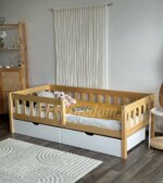 Односпальная кровать «Гретта» из массива сосны(лак+белый воск)70x140, 80×160, 80×180, 90Х200 с ящиками