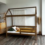 Кровать-домик "Альф со съемной крышей "(антик) 80х180, 90x200 (массив сосны) — изображение 4