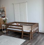 Односпальная кровать «Эрни Литтл» из массива сосны 70x140,80×160,80×180,90×200 (с лесенкой) (антик)