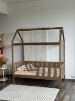 Кровать-домик из массива сосны "Киндер Люкс" 160х80(Антик) — изображение 8