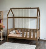 Кровать-домик из массива сосны "Киндер Люкс" 160х80(Антик) — изображение 7