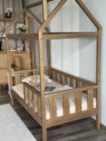 Кровать-домик из массива сосны "Киндер Люкс" 160х80(Антик) — изображение 13