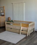 Односпальная кровать "Эрни Литтл" 70x140, 80×160,80×180,90×200 (с лесенкой и ящиками)(лак)