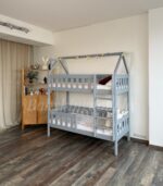 Двухъярусная кровать "Грейси  Домик"из массива сосны (Серый) — изображение 2