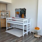 Кровать чердак "Лина" из массива сосны (комби цвет) — изображение 2